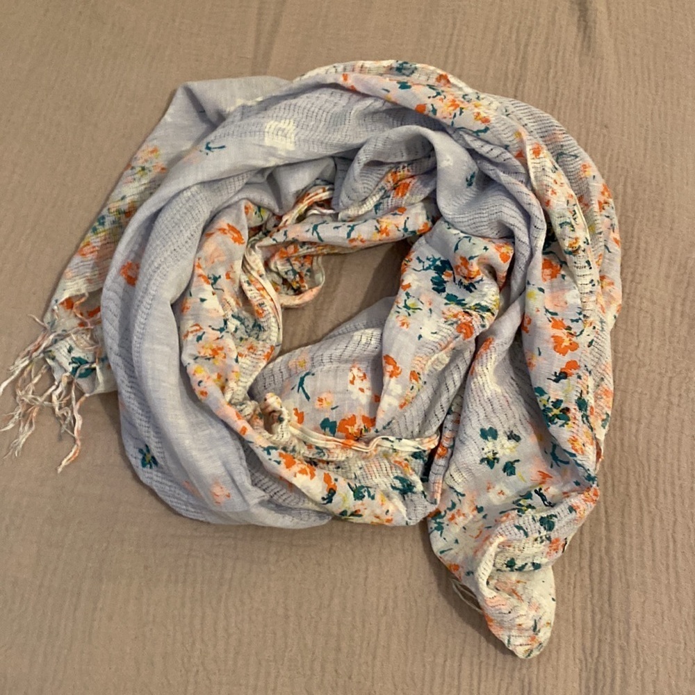 Hinge Multicolor Patterned Fabric 37”70”